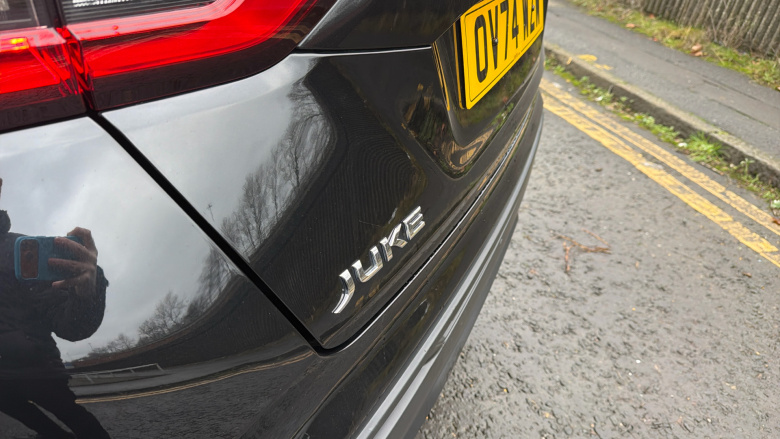 Nissan Juke 1.0 DiG-T N-Connecta 5dr Petrol Hatchback